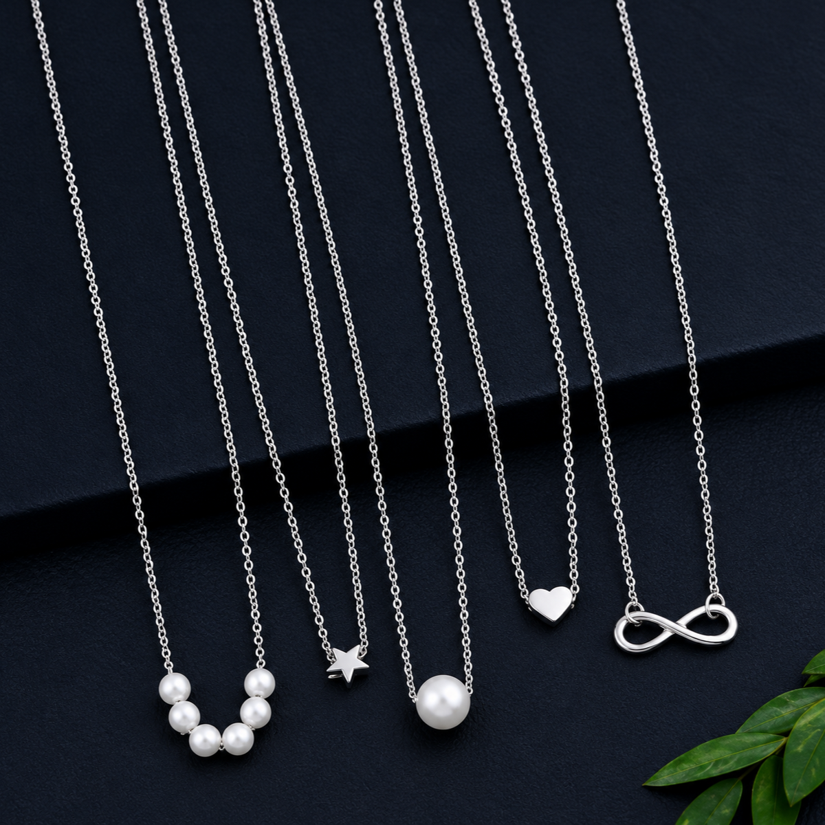 5-necklace set